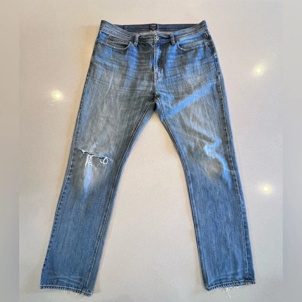 J. Crew Men's The Sutton Distressed Jeans Sz 36x36